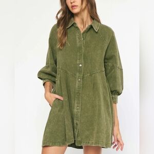 Boutique Olive Green Button-Up Snap Dress Size:Small NWT